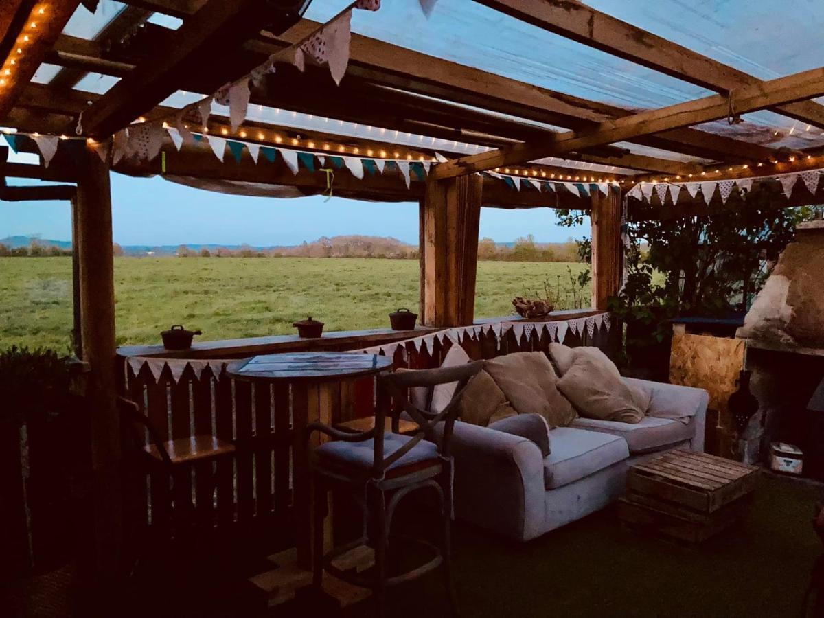 Отель The Retreat Hornblotton Экстерьер фото